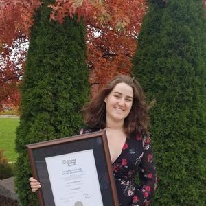 Meet your Posher, Rebecca